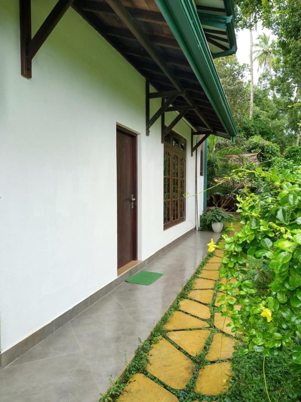 All View Resort Tangalle Esterno foto